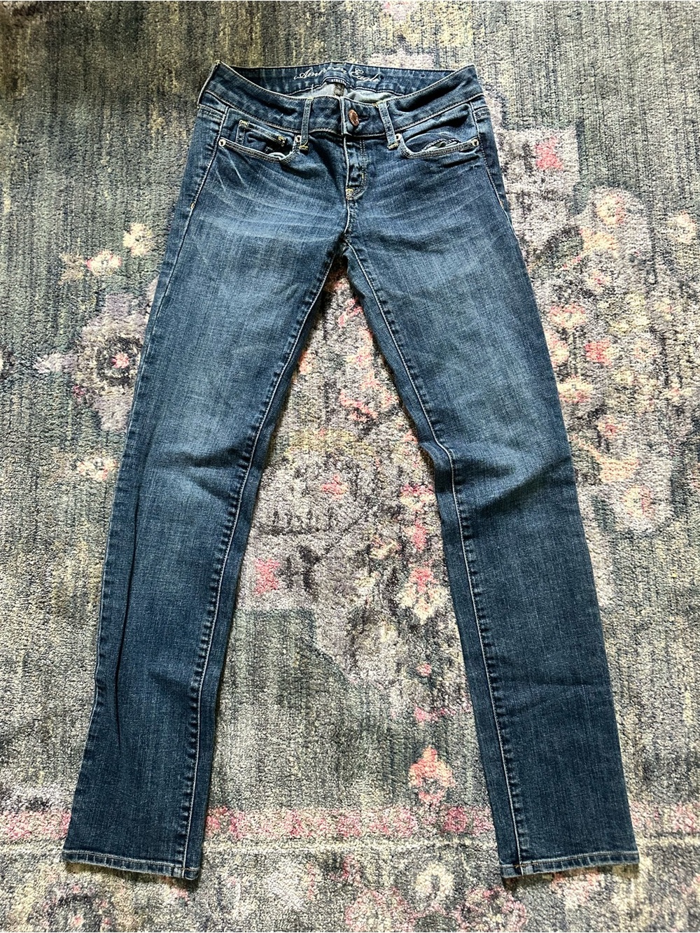 Y2K American Eagle Outfitters Low-Rise Dark Blue Skinny Jeans 0 Short Moody Cute